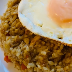 カレーの余りで⭐カレーチャーハン